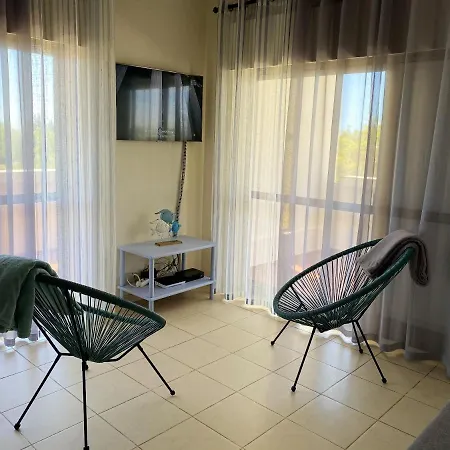 Apartment Charming With Shared Pool