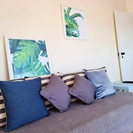 Charming With Shared Pool Vilamoura