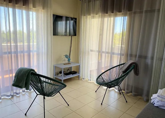 Apartament Charming With Shared Pool