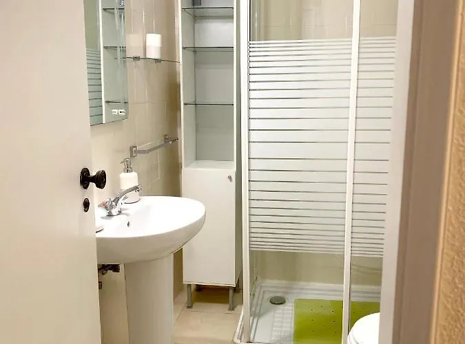 Charming With Shared Pool Apartament *