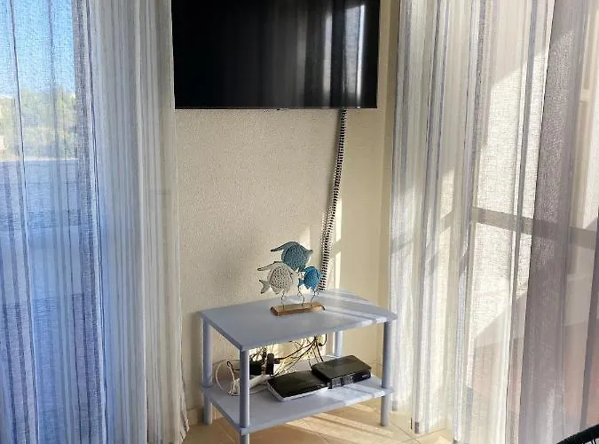 Charming With Shared Pool Vilamoura