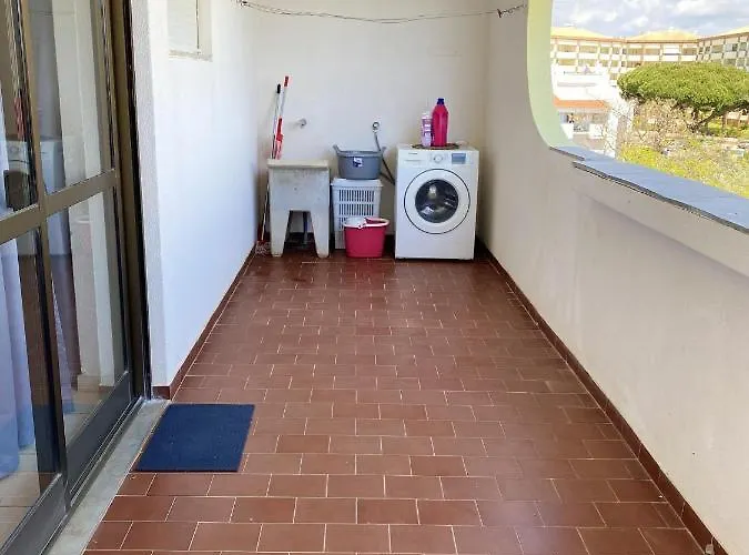 Apartament Charming With Shared Pool