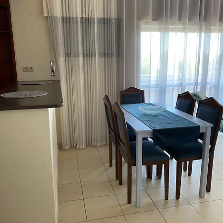 Charming With Shared Pool Vilamoura