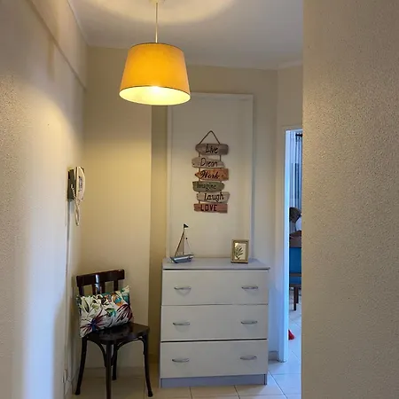 Charming With Shared Pool Appartement *