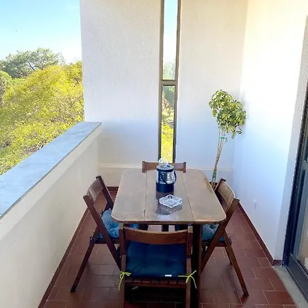 Charming With Shared Pool Apartment Vilamoura